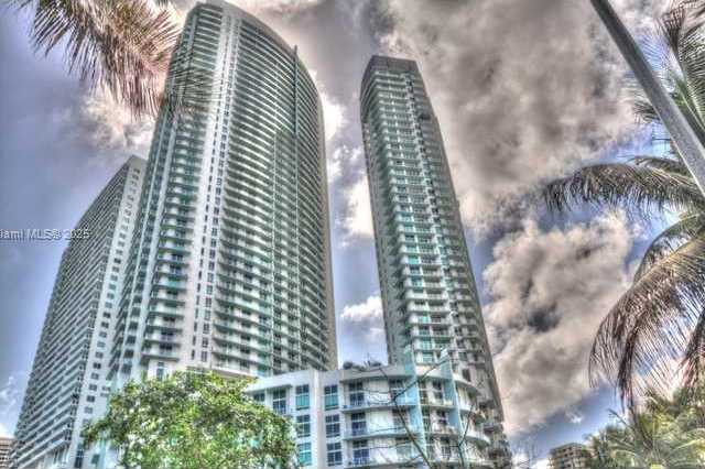 Small Image of 1900 NORTH BAYSHORE DR #212, Miami Number 2