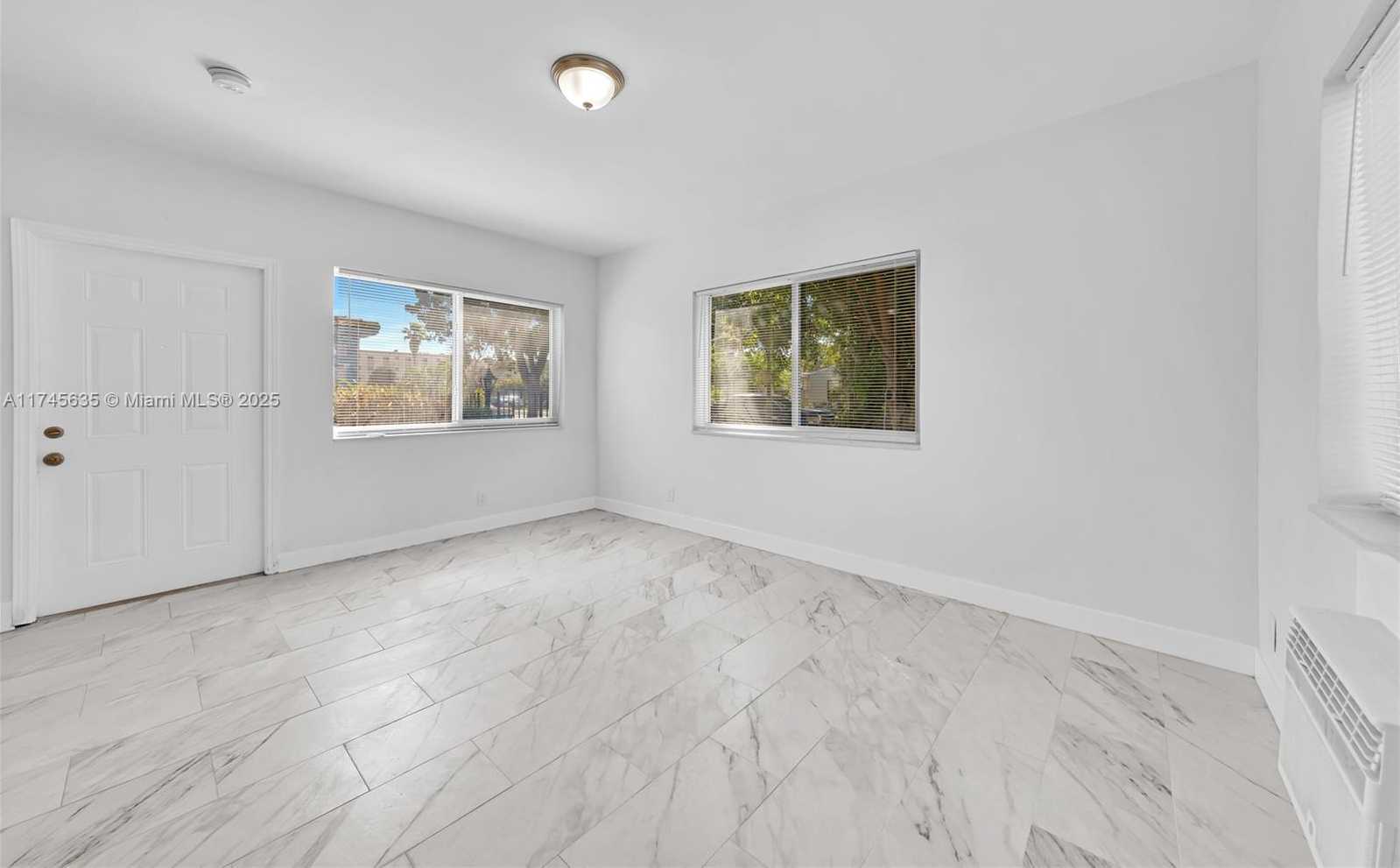 Small Image of 1839 Funston St, Hollywood, FL 33020, USA Number 28