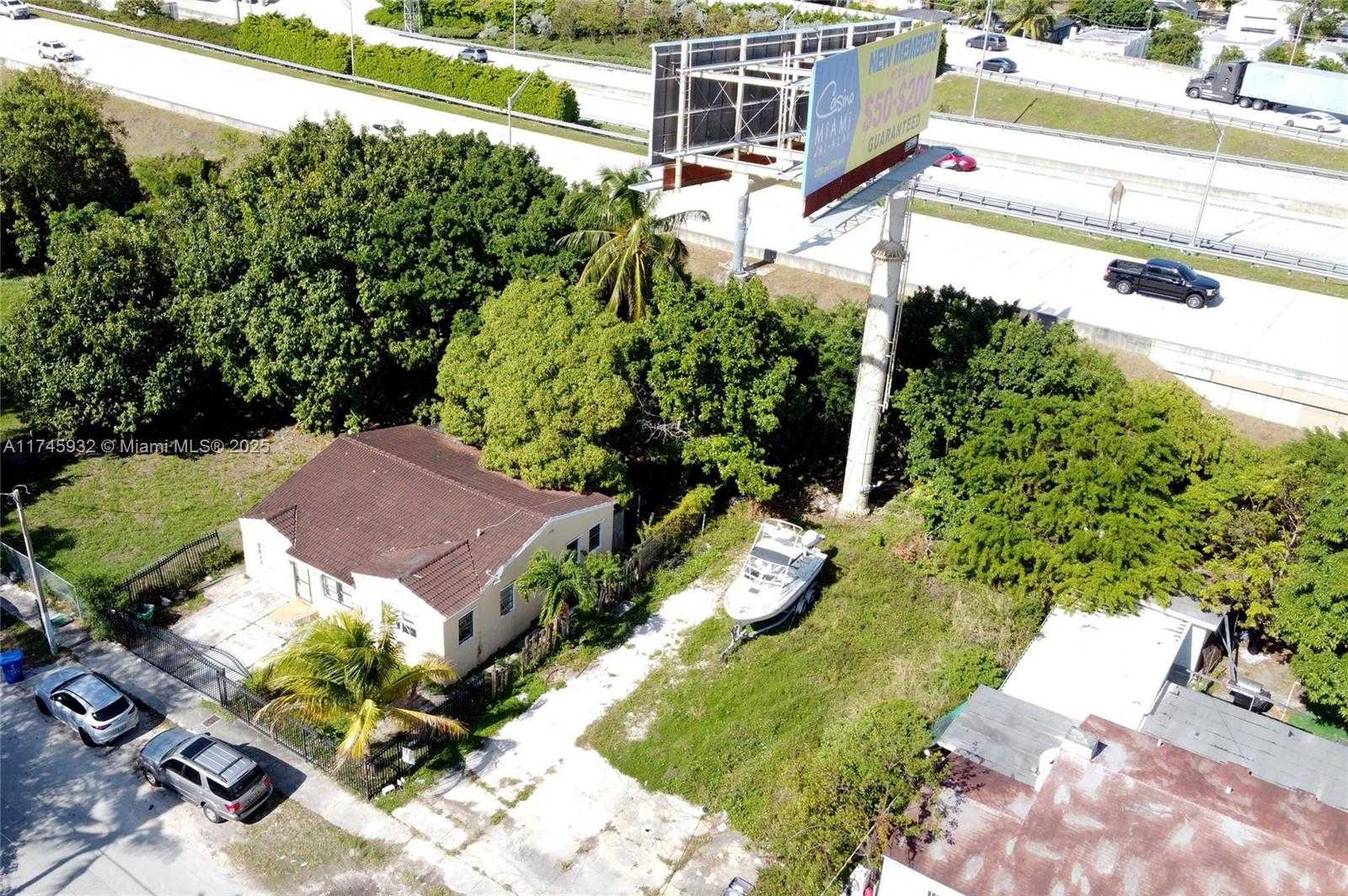 Small Image of 321 NORTH WEST 37TH ST, Miami Number 29