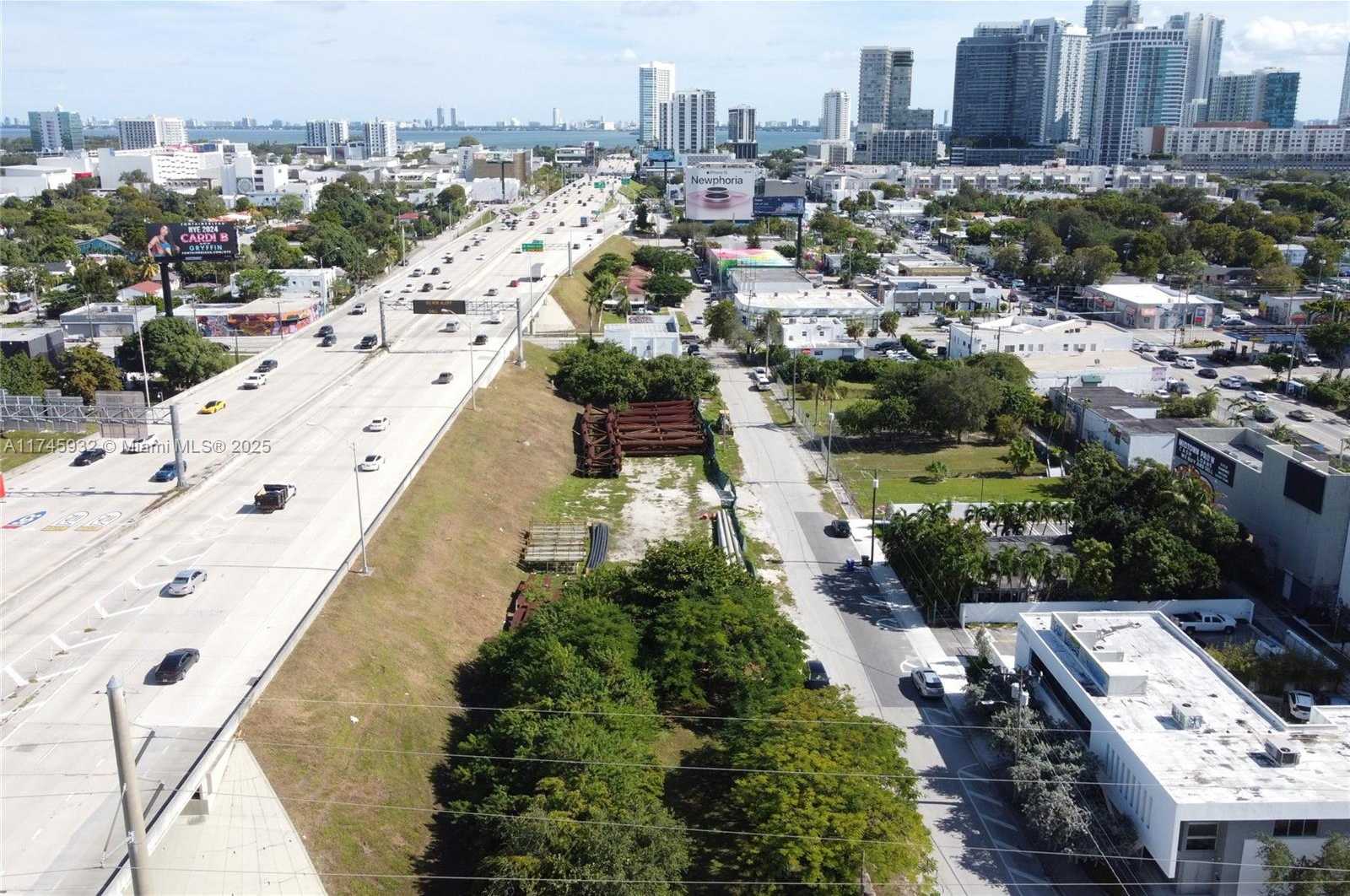 Small Image of 321 NORTH WEST 37TH ST, Miami Number 8