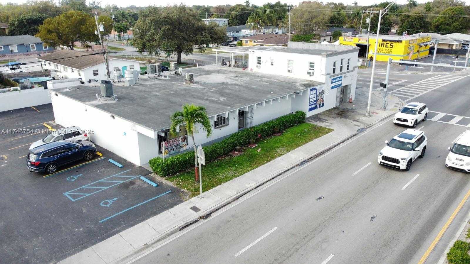 Small Image of 1186 NW 103rd St, Miami, FL 33150, USA Number 10