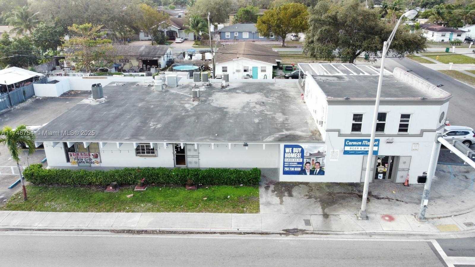 Small Image of 1186 NW 103rd St, Miami, FL 33150, USA Number 11