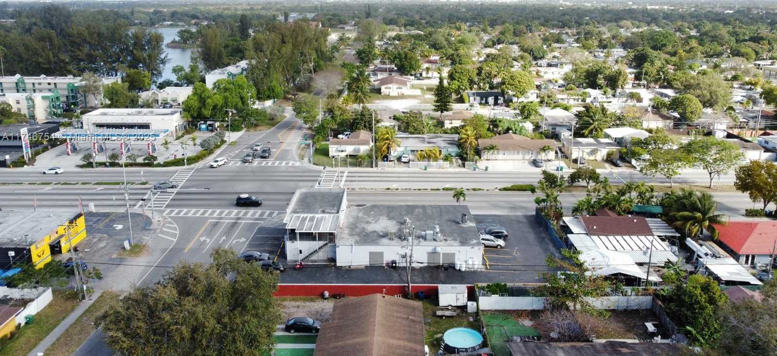 Small Image of 1186 NW 103rd St, Miami, FL 33150, USA Number 16