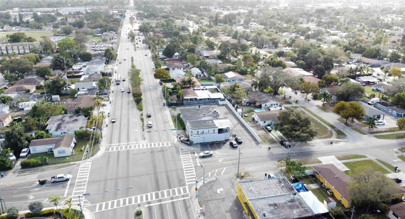 Small Image of 1186 NW 103rd St, Miami, FL 33150, USA Number 19