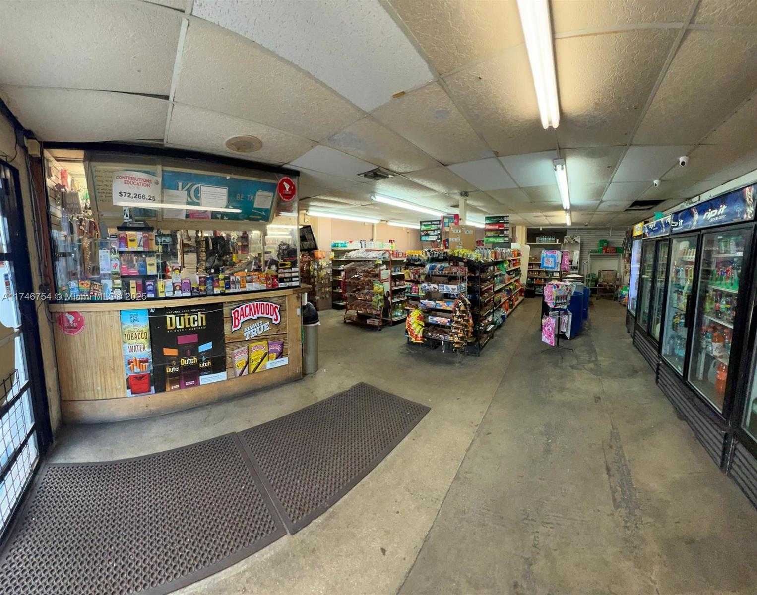 Small Image of 1186 NW 103rd St, Miami, FL 33150, USA Number 2
