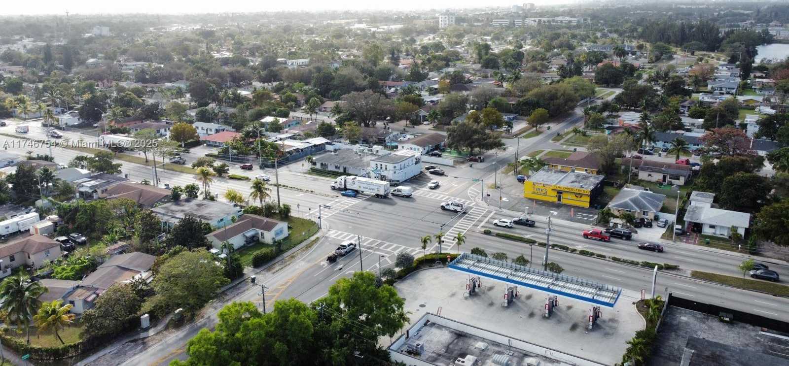Small Image of 1186 NW 103rd St, Miami, FL 33150, USA Number 8