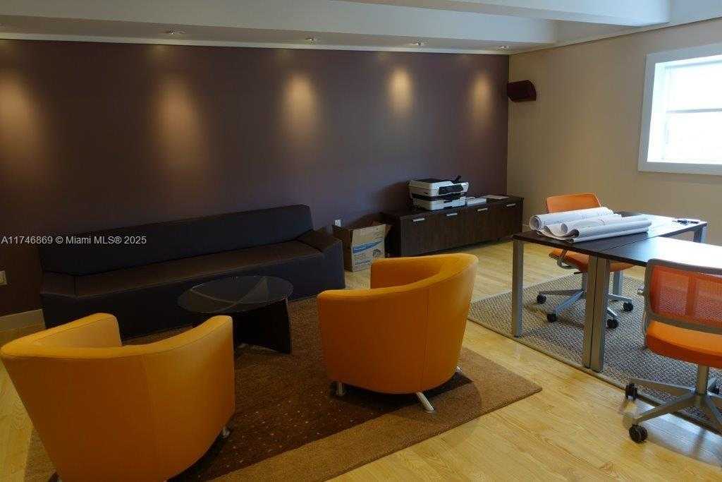 Small Image of 6130 NORTH EAST 4TH CT, Miami Number 2