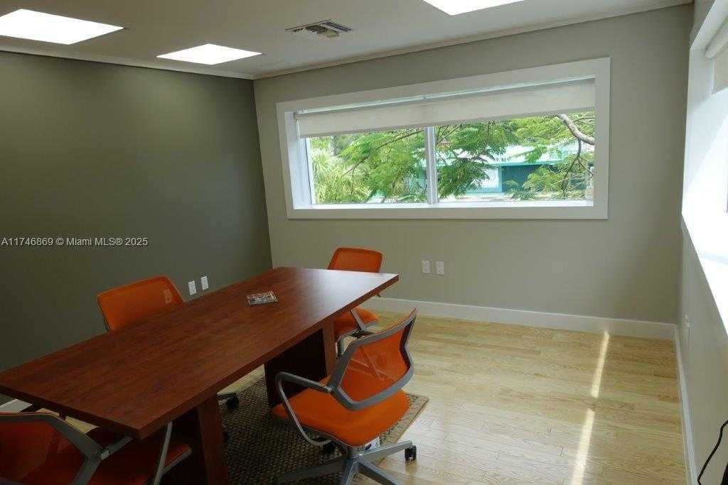 Small Image of 6130 NORTH EAST 4TH CT, Miami Number 6