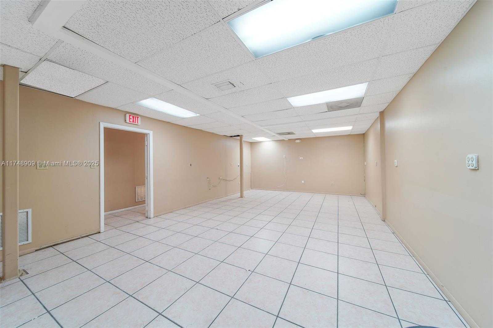 Small Image of 25 EAST 4TH ST, Hialeah Number 15