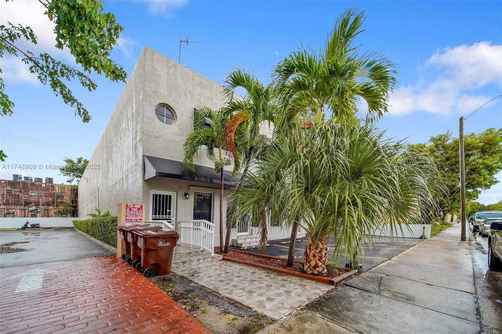 Small Image of 25 EAST 4TH ST, Hialeah Number 2
