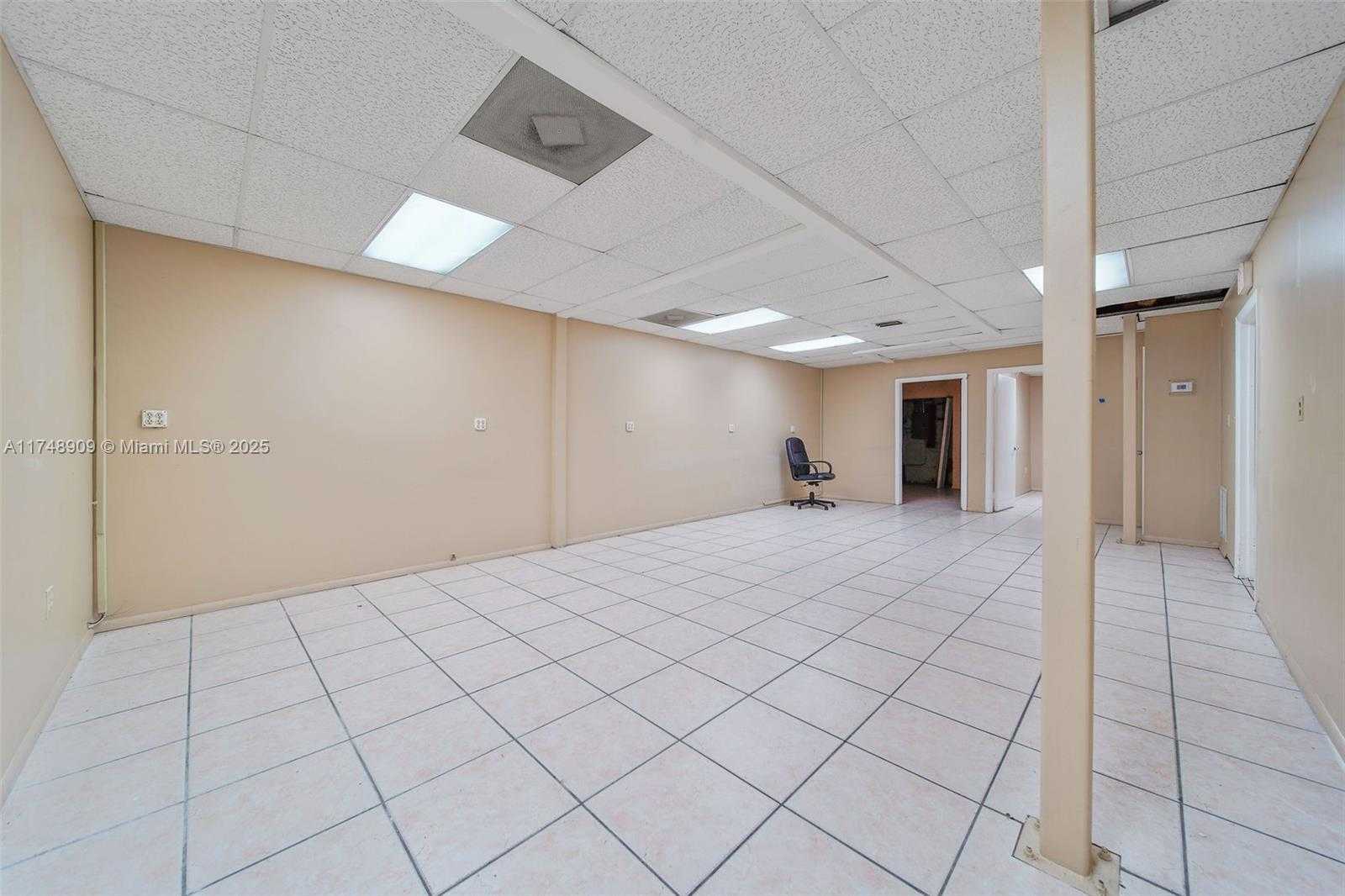 Small Image of 25 EAST 4TH ST, Hialeah Number 21