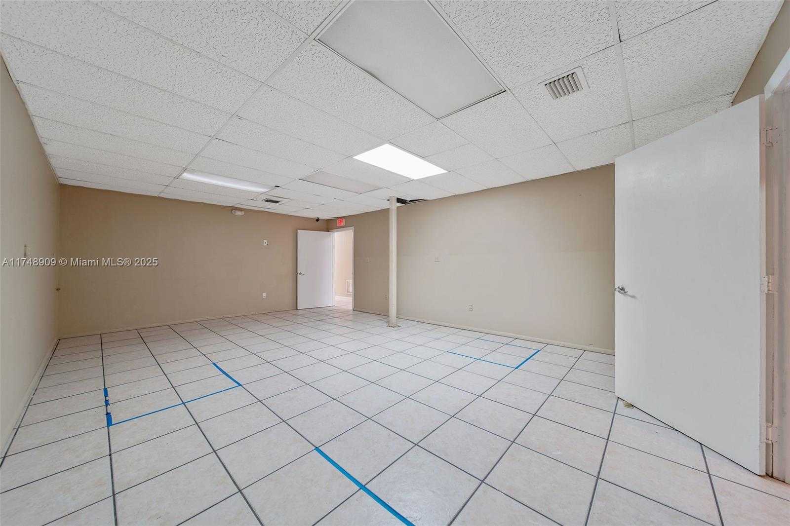 Small Image of 25 EAST 4TH ST, Hialeah Number 22