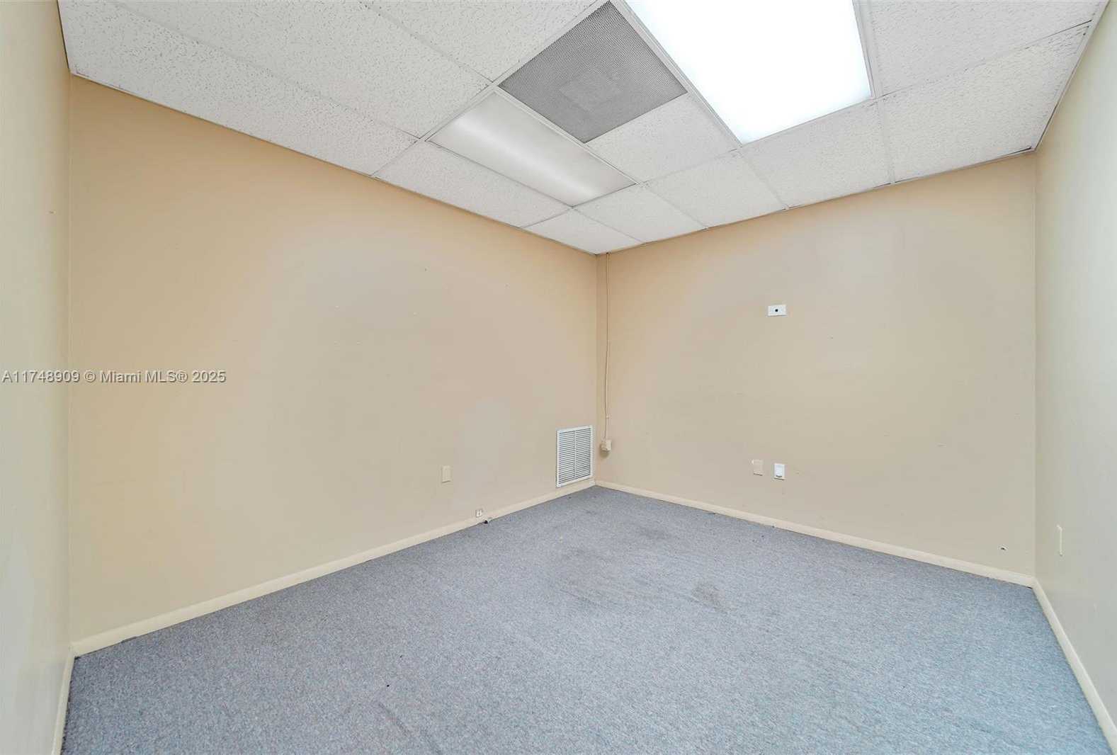 Small Image of 25 EAST 4TH ST, Hialeah Number 34