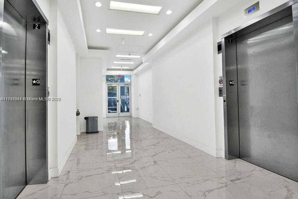Small Image of 10450 NORTH WEST 33RD ST #304, Doral Number 12
