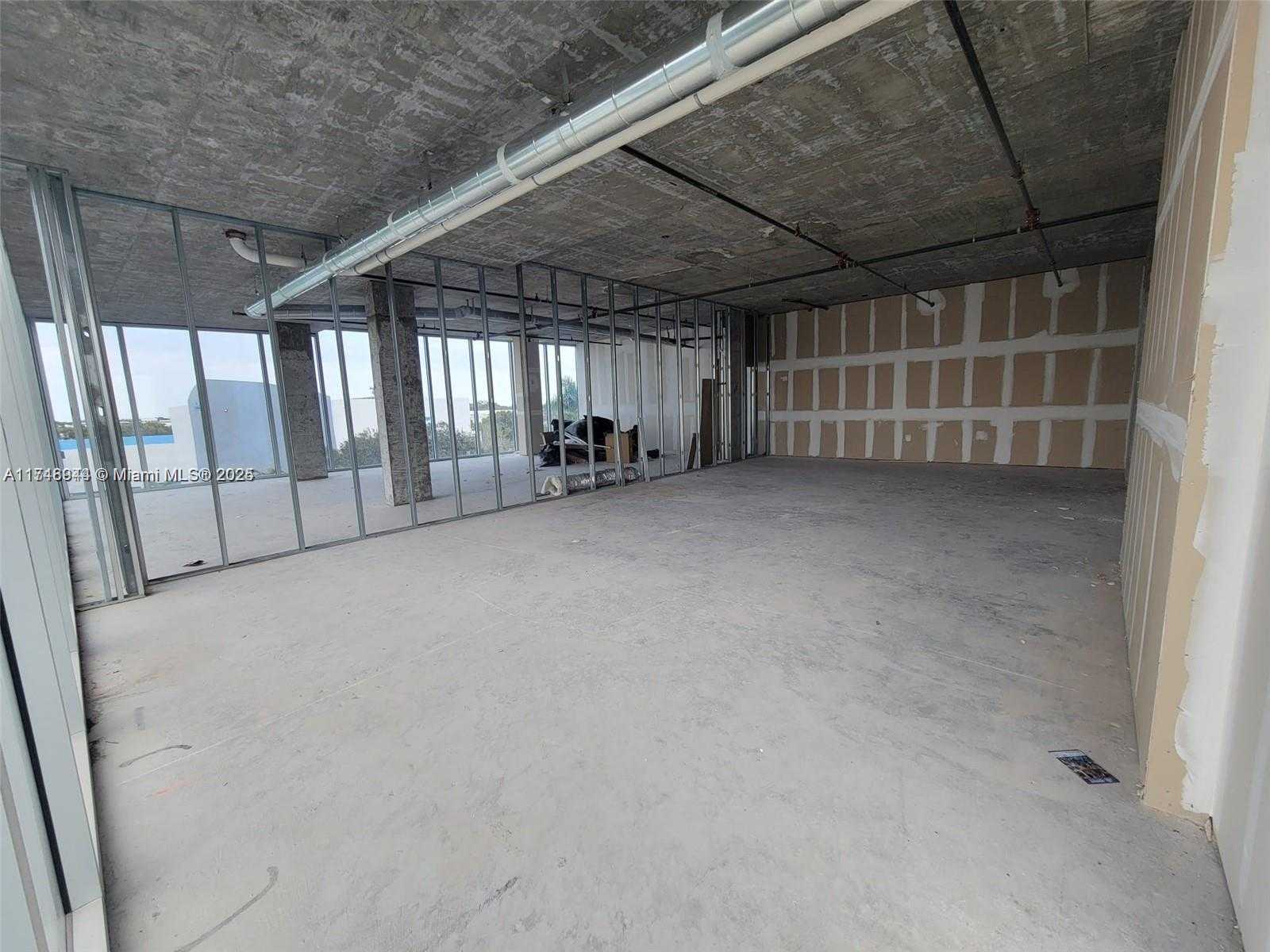 Small Image of 10450 NORTH WEST 33RD ST #304, Doral Number 6