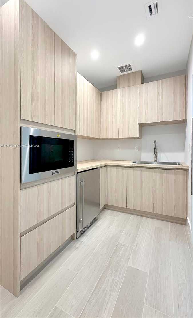 Small Image of 6700 NORTH EAST 2ND CT #4, Miami Number 24