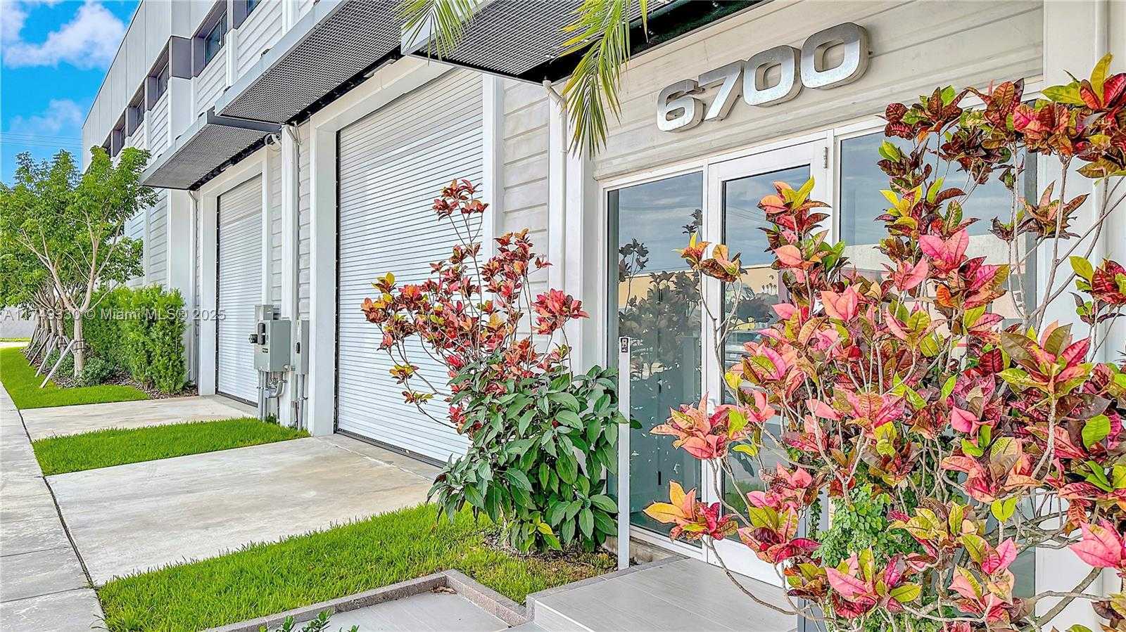 Small Image of 6700 NORTH EAST 2ND CT #4, Miami Number 3