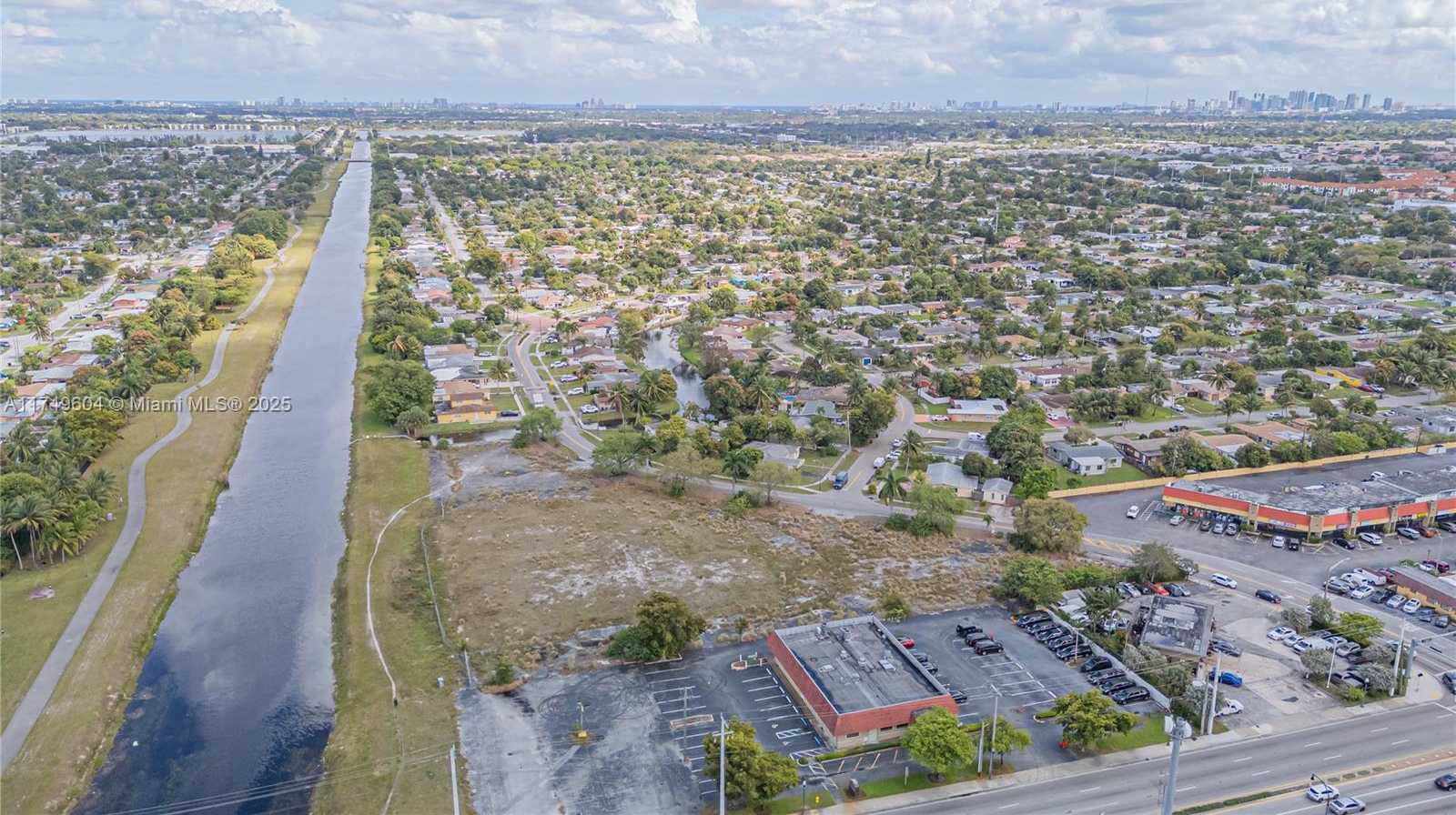 Small Image of 3900 NORTH WEST 37TH ST, Lauderdale Lakes Number 14