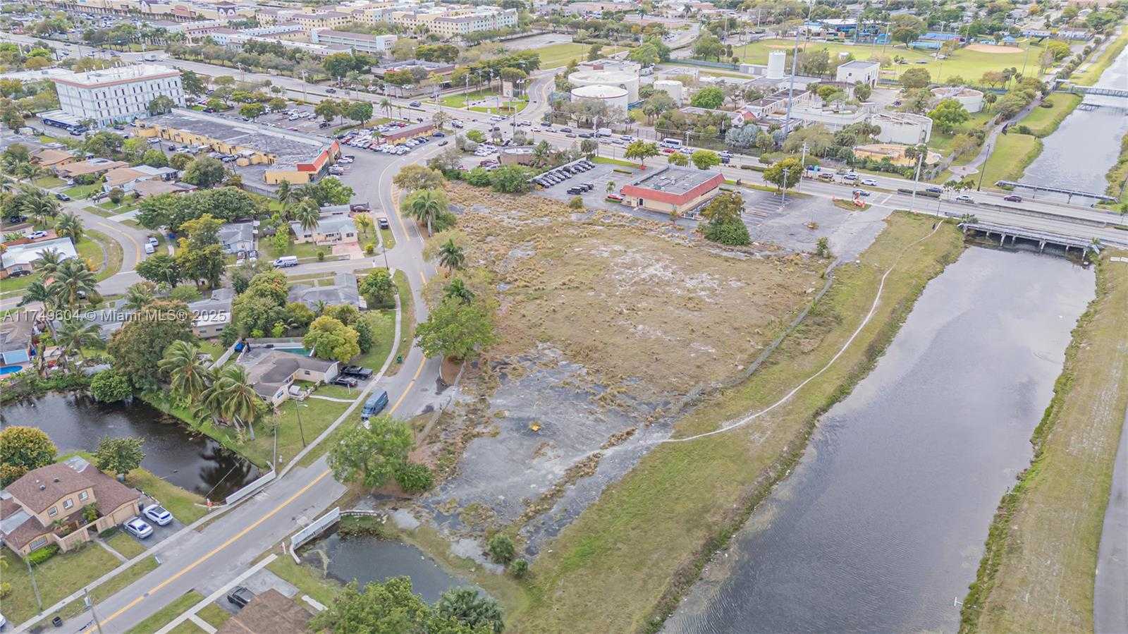 Small Image of 3900 NORTH WEST 37TH ST, Lauderdale Lakes Number 15