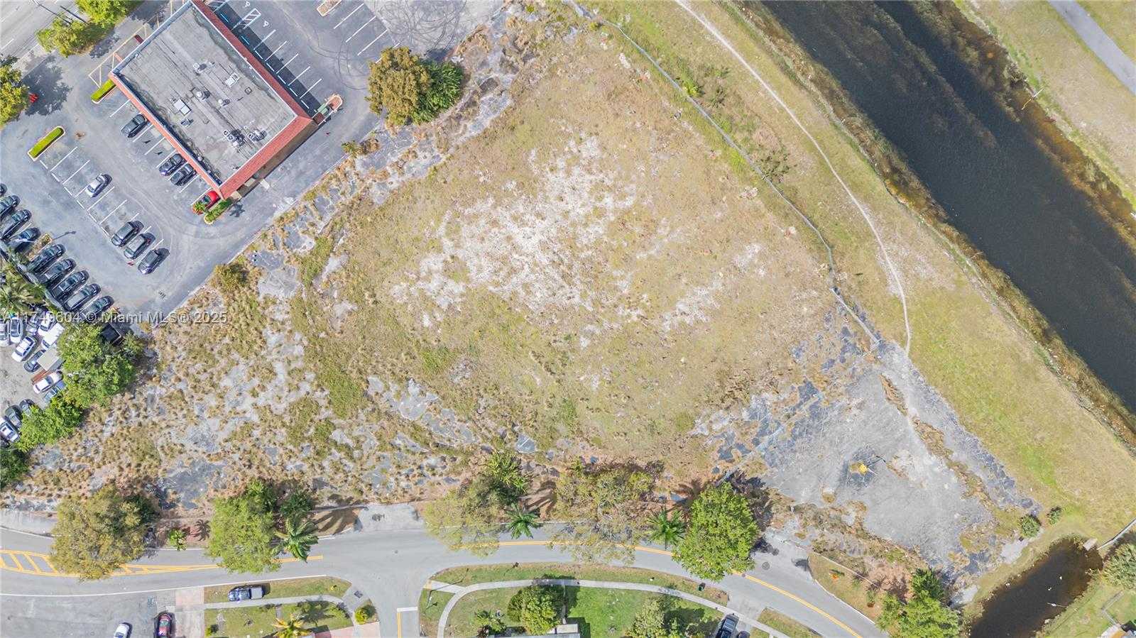 Small Image of 3900 NORTH WEST 37TH ST, Lauderdale Lakes Number 19