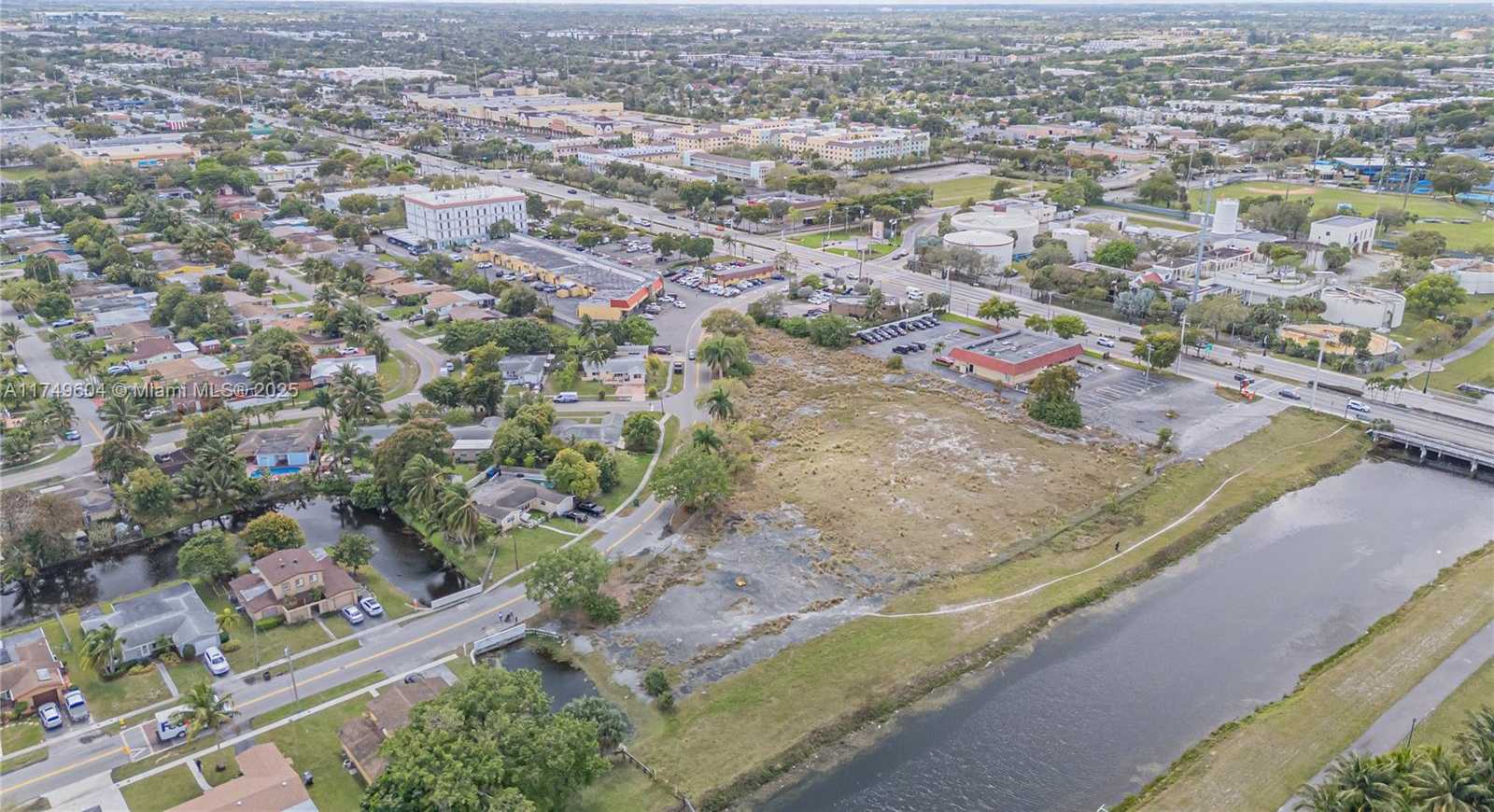 Small Image of 3900 NORTH WEST 37TH ST, Lauderdale Lakes Number 7