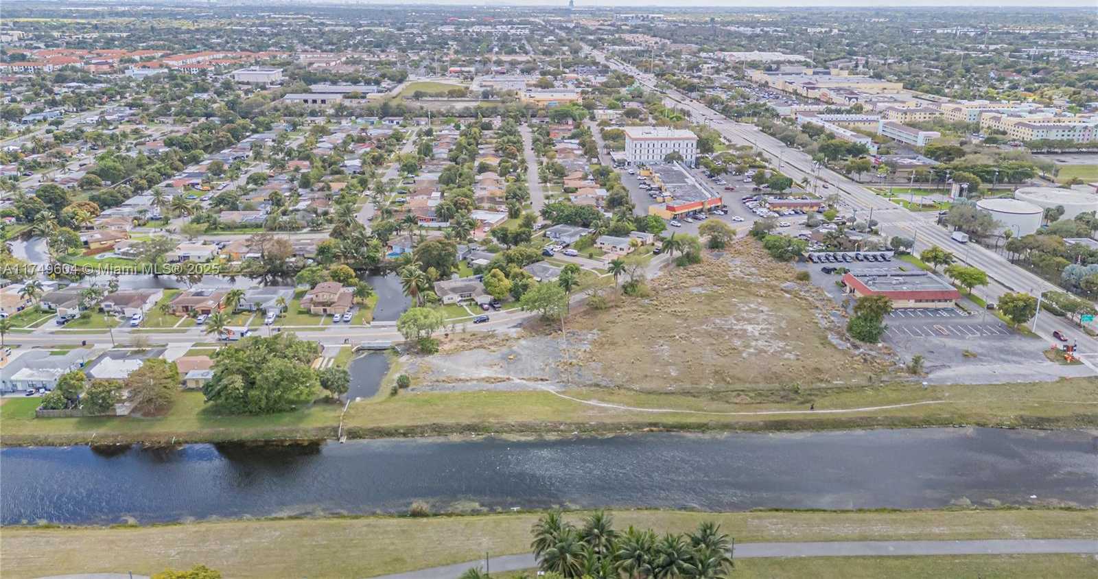 Small Image of 3900 NORTH WEST 37TH ST, Lauderdale Lakes Number 9