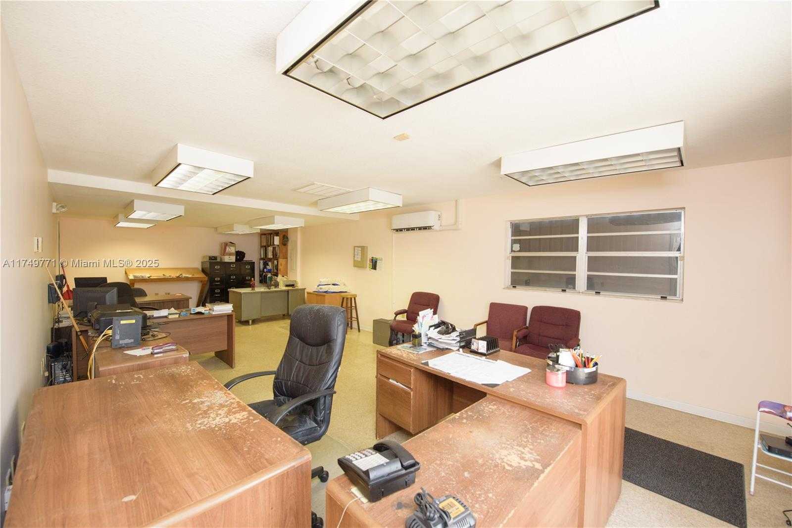 Small Image of 504 WEST MOWRY DR, Homestead Number 12