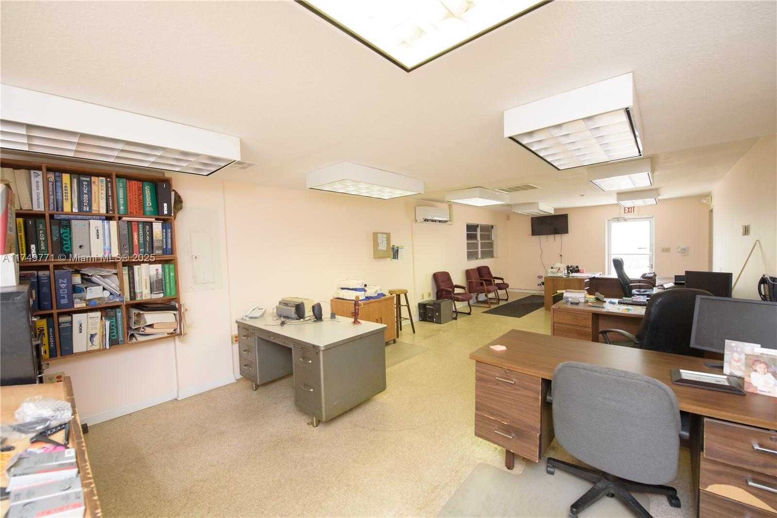 Small Image of 504 WEST MOWRY DR, Homestead Number 16