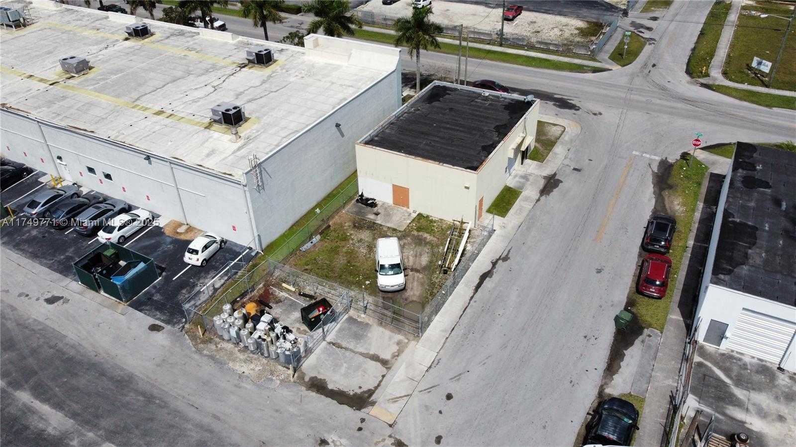 Small Image of 504 WEST MOWRY DR, Homestead Number 21