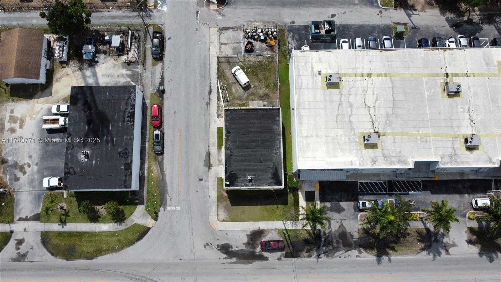 Small Image of 504 WEST MOWRY DR, Homestead Number 25