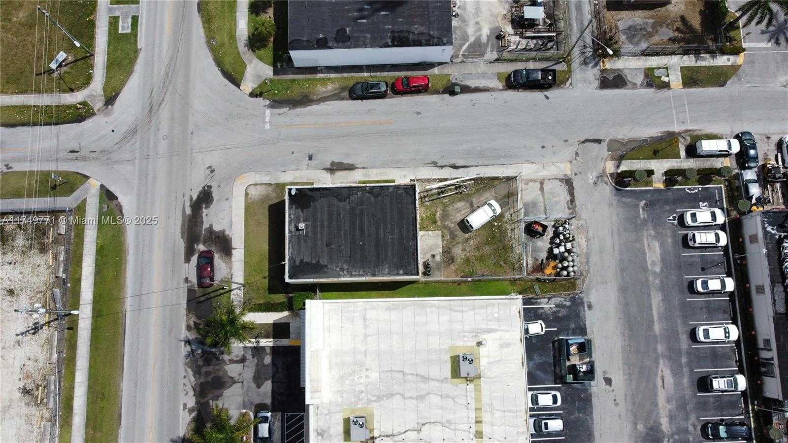 Small Image of 504 WEST MOWRY DR, Homestead Number 26