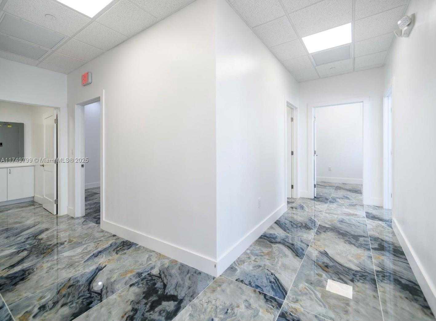 Small Image of 2920 NORTH EAST 207TH ST #801, Aventura Number 4