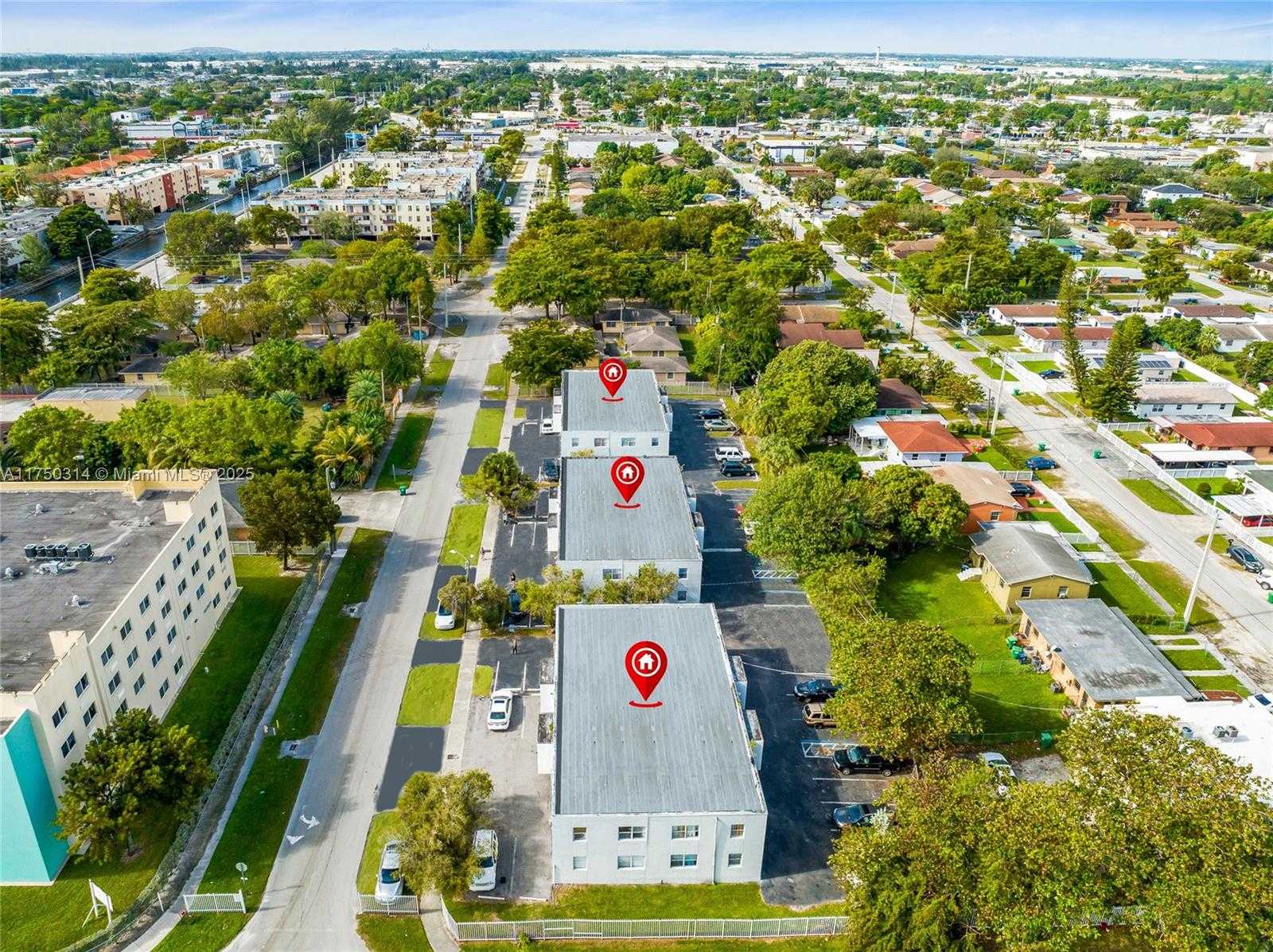 Small Image of 1331 Sharazad Blvd, Opa-locka, FL 33054, USA Number 47