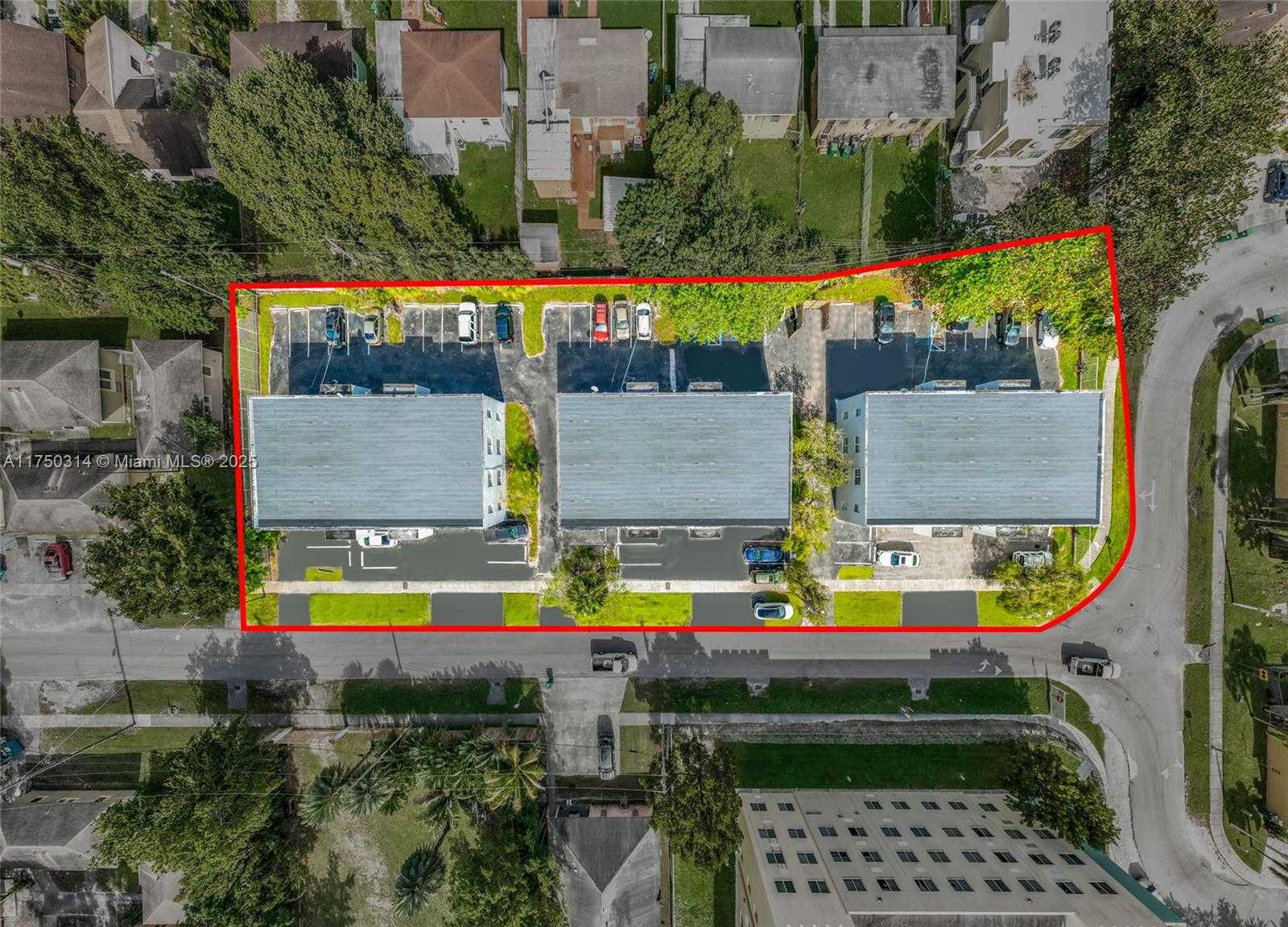 Small Image of 1331 Sharazad Blvd, Opa-locka, FL 33054, USA Number 53