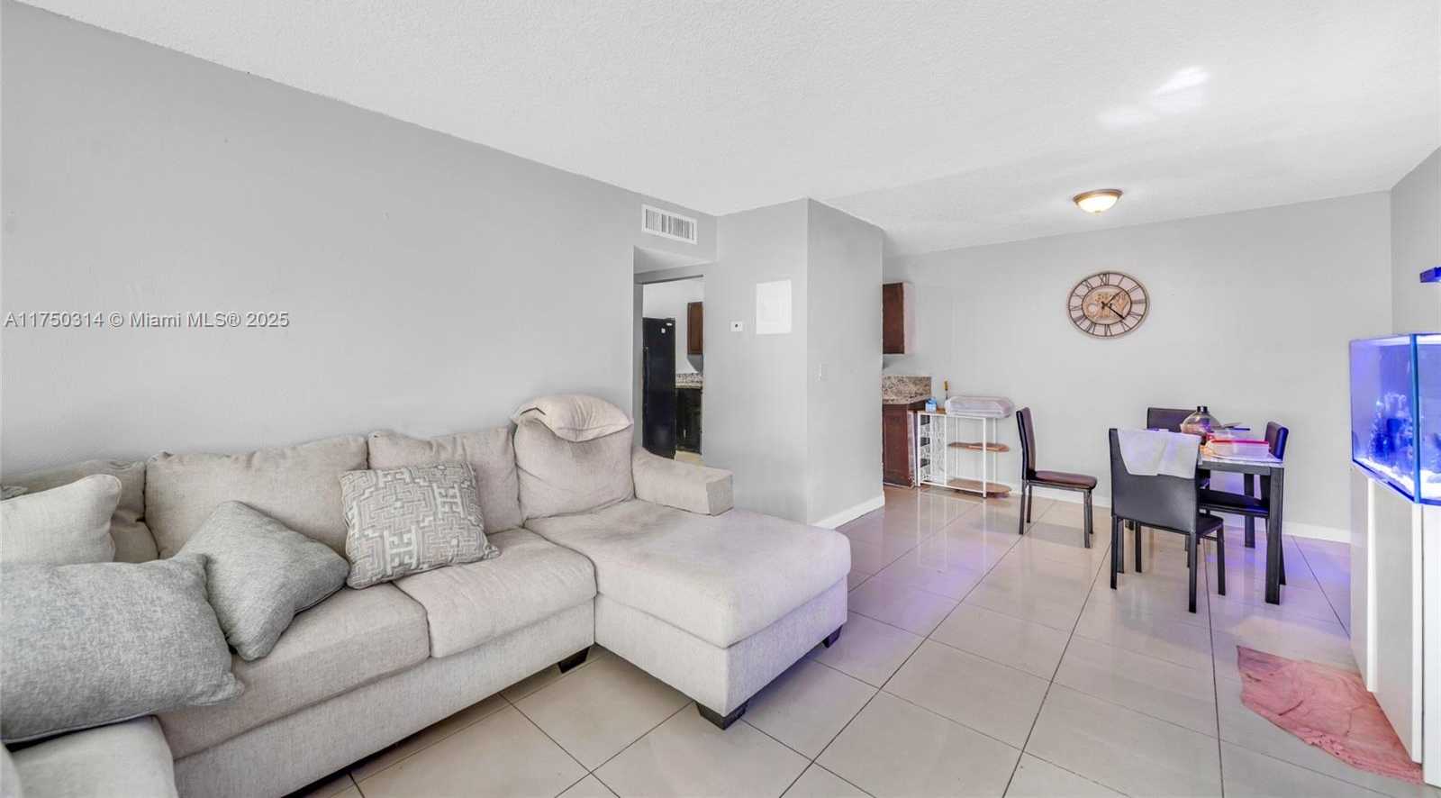 Small Image of 1331 Sharazad Blvd, Opa-locka, FL 33054, USA Number 62