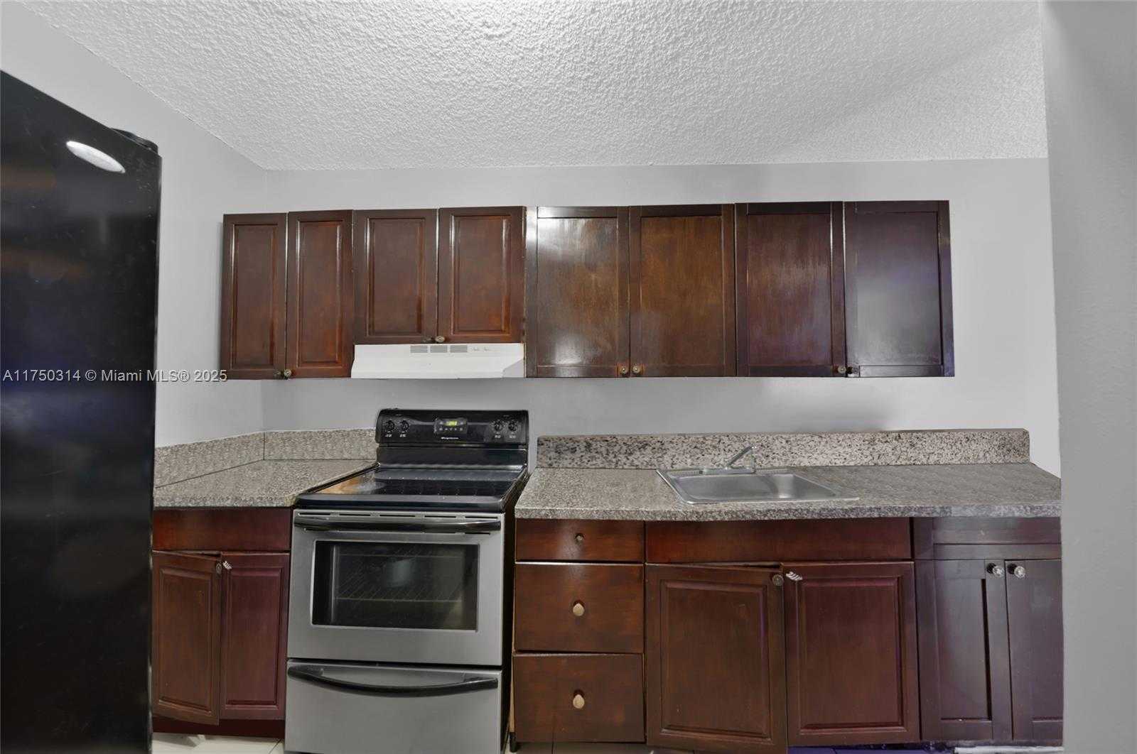 Small Image of 1331 Sharazad Blvd, Opa-locka, FL 33054, USA Number 66