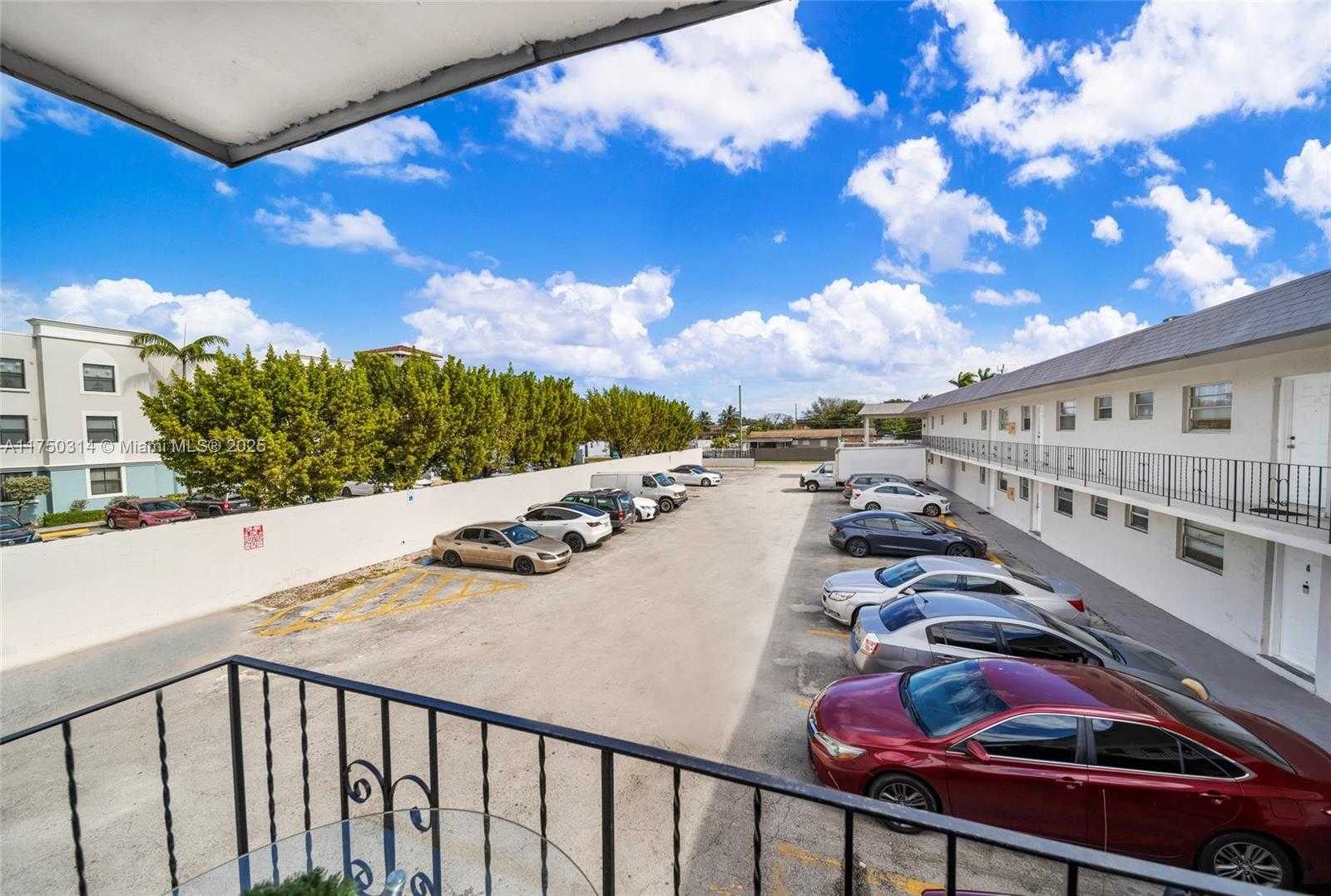 Small Image of 1331 Sharazad Blvd, Opa-locka, FL 33054, USA Number 75