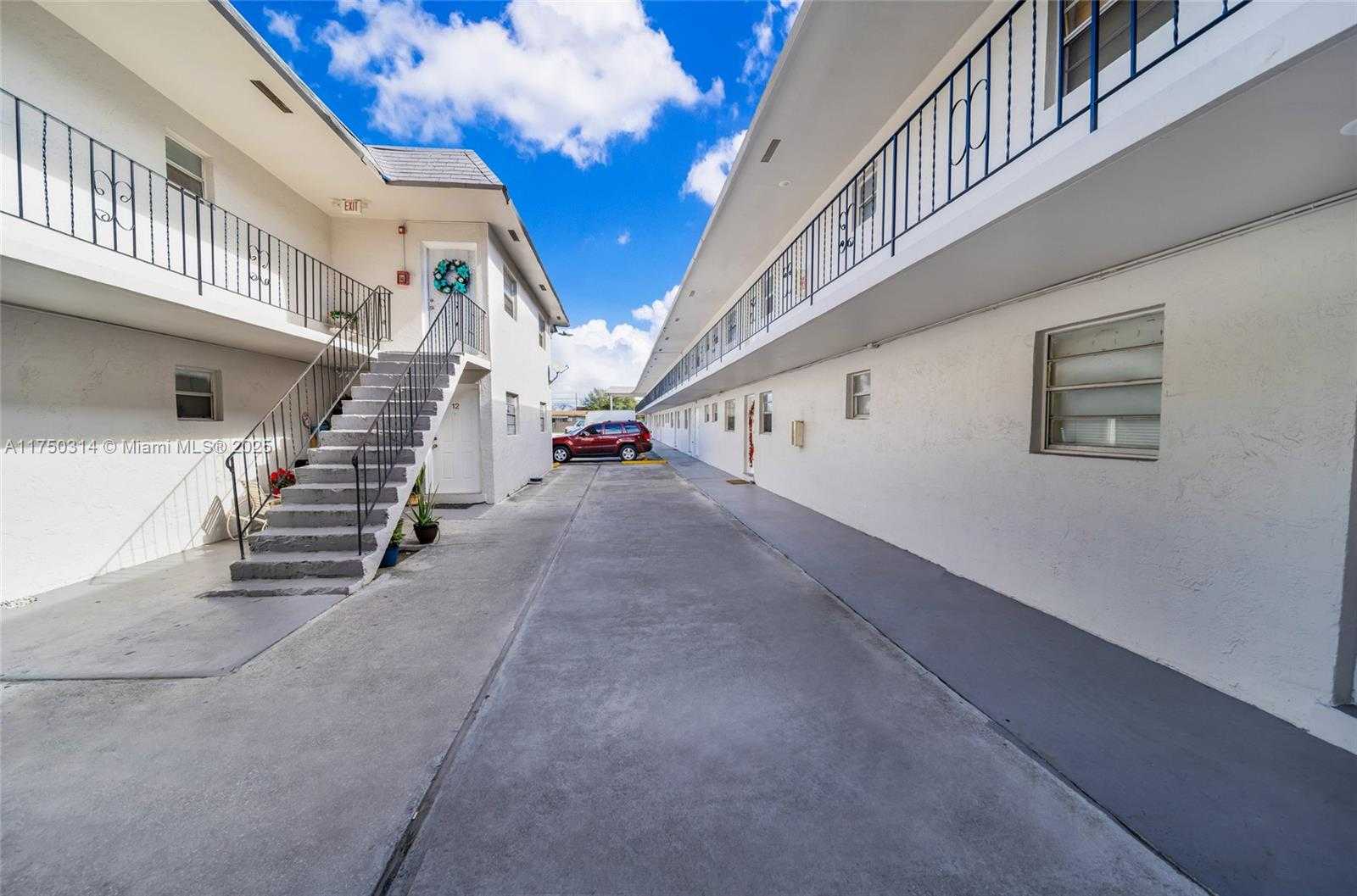 Small Image of 1331 Sharazad Blvd, Opa-locka, FL 33054, USA Number 81