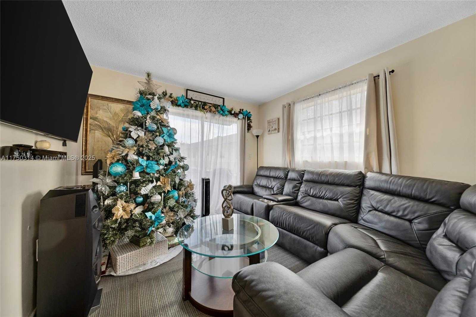 Small Image of 1331 Sharazad Blvd, Opa-locka, FL 33054, USA Number 85