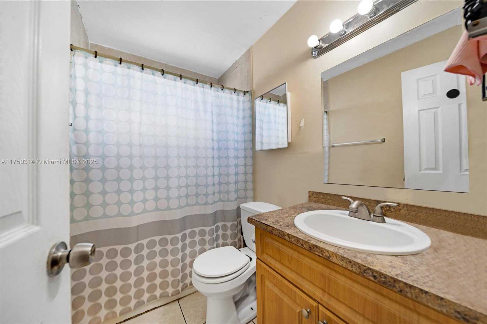 Small Image of 1331 Sharazad Blvd, Opa-locka, FL 33054, USA Number 86