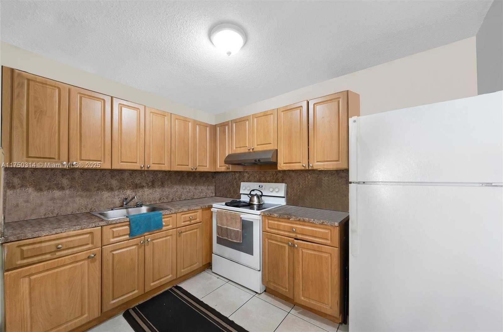 Small Image of 1331 Sharazad Blvd, Opa-locka, FL 33054, USA Number 88