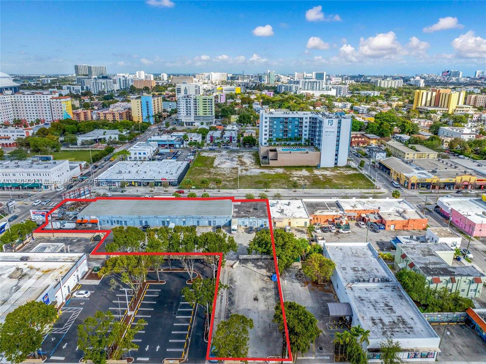 Small Image of 1164 WEST FLAGLER ST, Miami Number 14