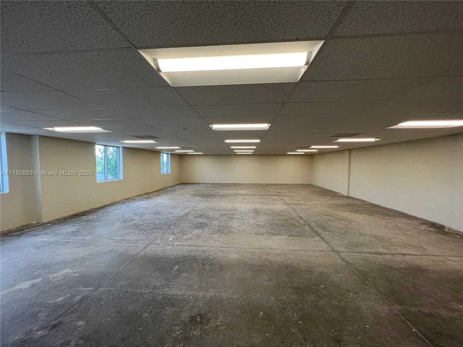 Small Image of 8565 WEST 44TH AVE #102, Hialeah Number 13