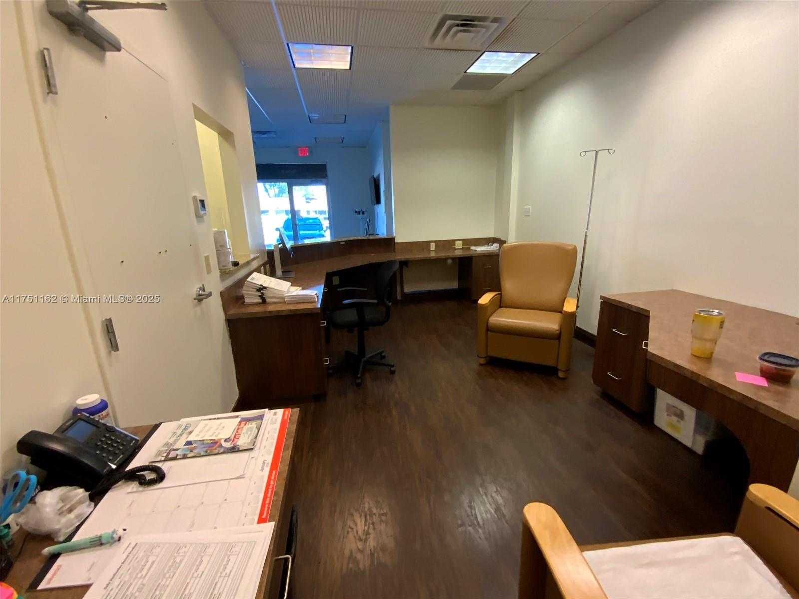 Small Image of 12731 NEW BRITTANY BLVD, Fort Myers Number 43
