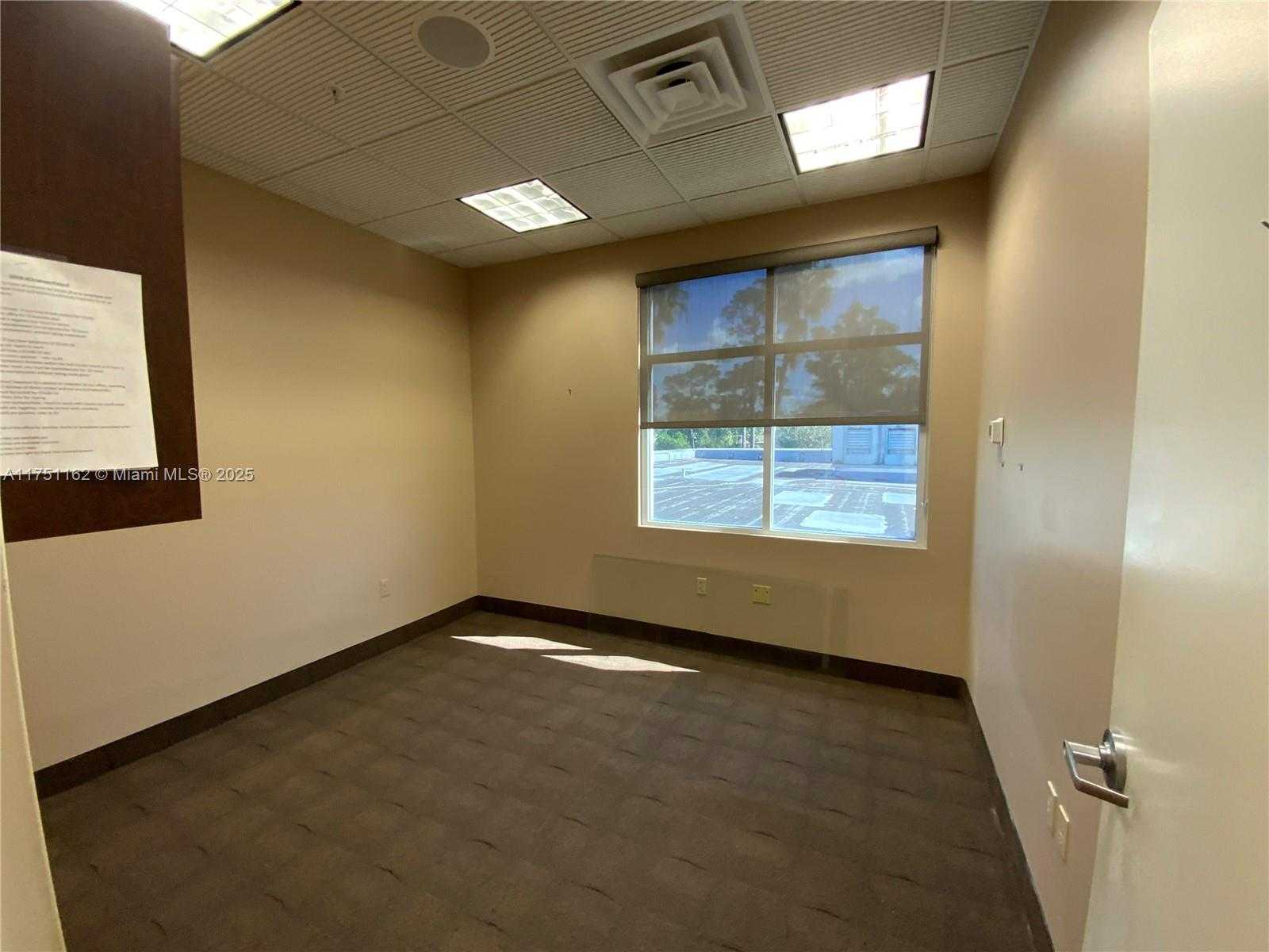 Small Image of 12731 NEW BRITTANY BLVD, Fort Myers Number 46