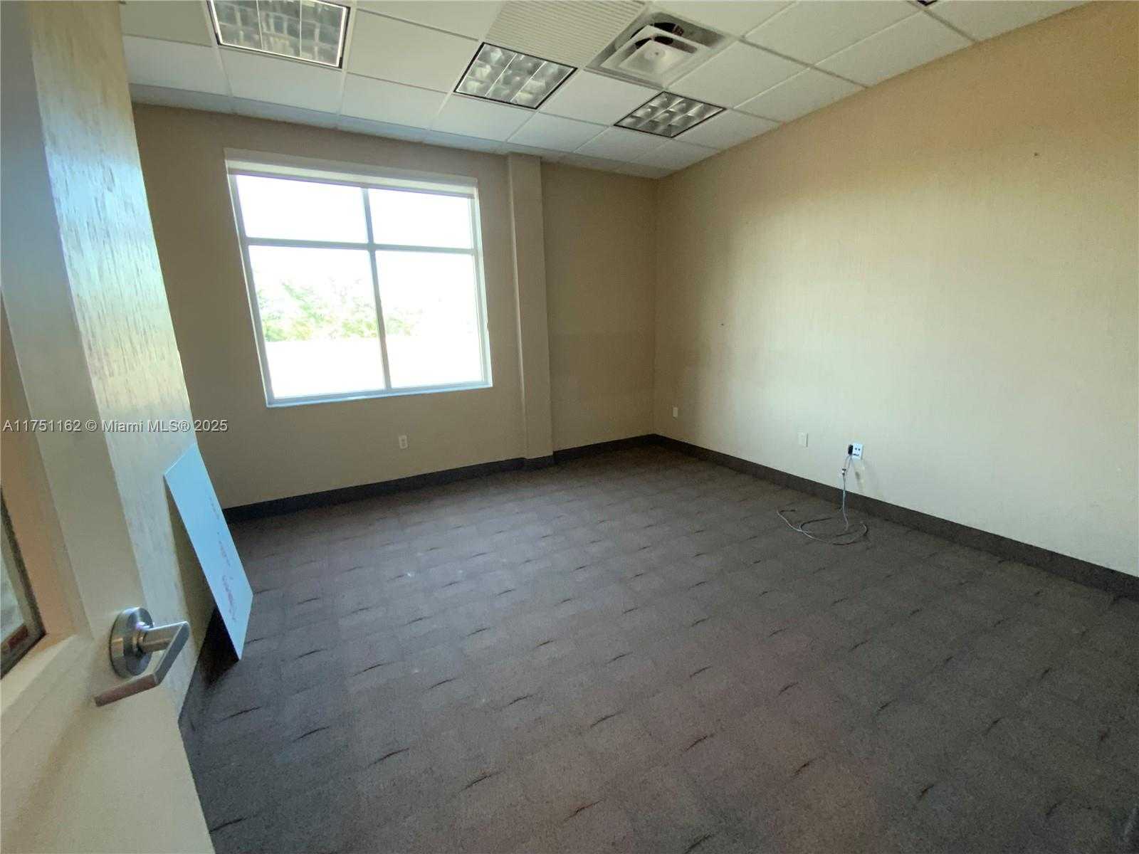 Small Image of 12731 NEW BRITTANY BLVD, Fort Myers Number 47