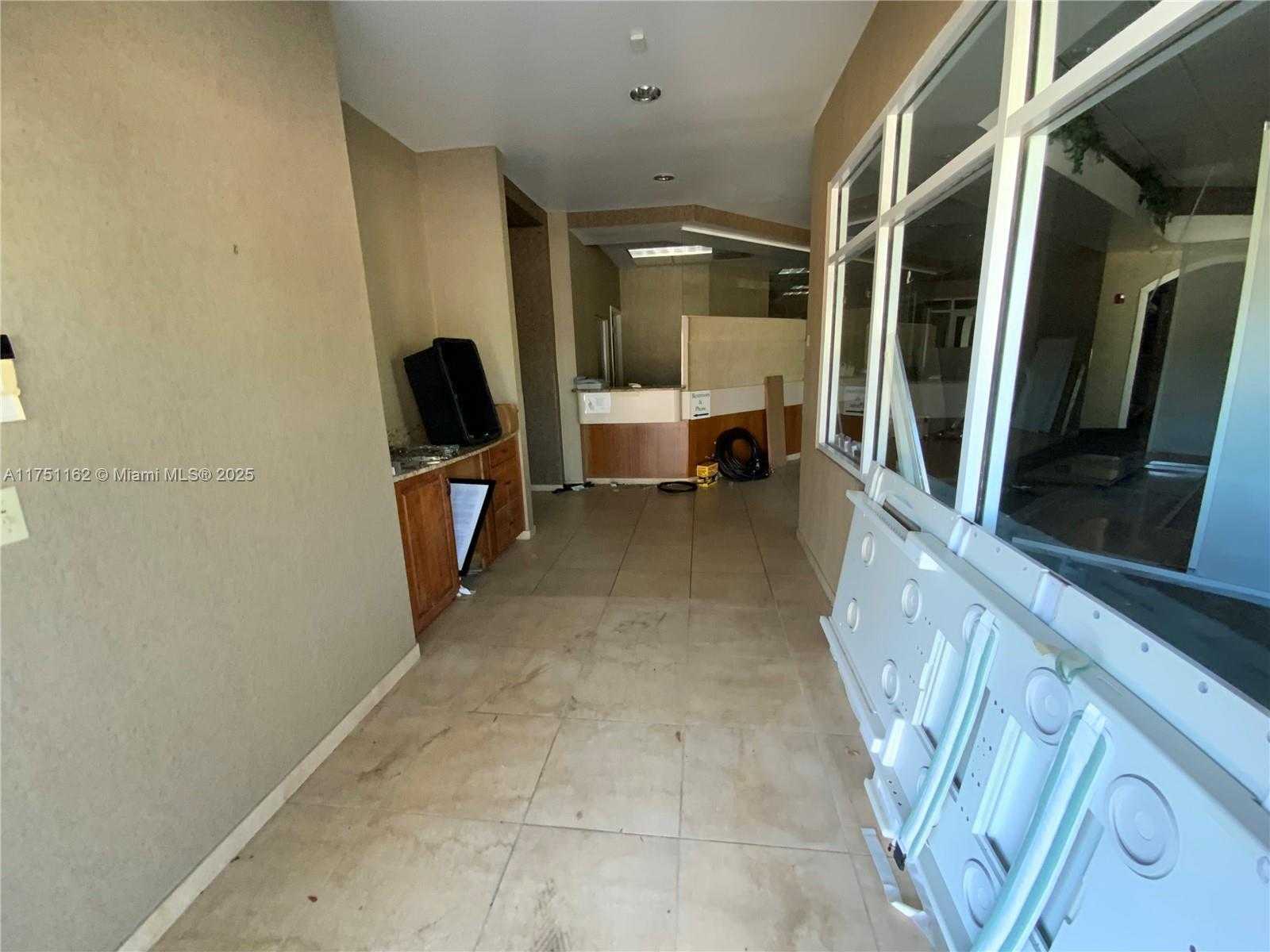 Small Image of 12731 NEW BRITTANY BLVD, Fort Myers Number 57