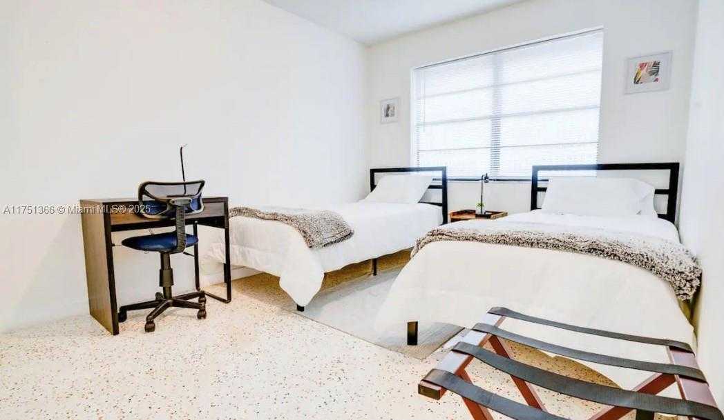 Small Image of 1645 SOUTH WEST 7TH ST, Miami Number 15