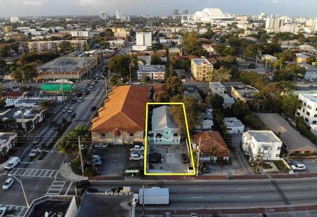 Small Image of 1645 SOUTH WEST 7TH ST, Miami Number 2