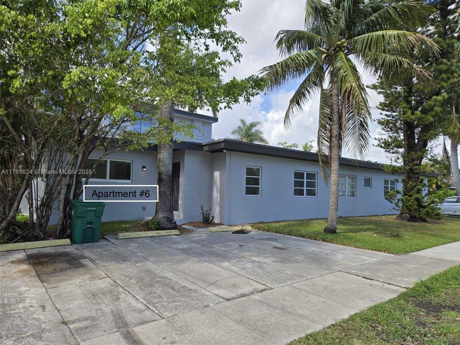 Small Image of 250 SOUTH EAST PARK ST #1-6, Dania Beach Number 12